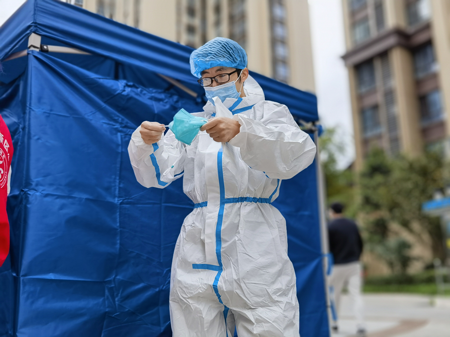 同心抗疫  四川suncitygroup太阳新城在行动